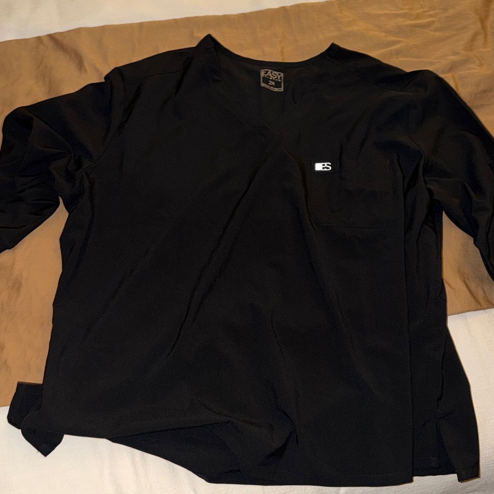 Black V-Neck Scrub Top